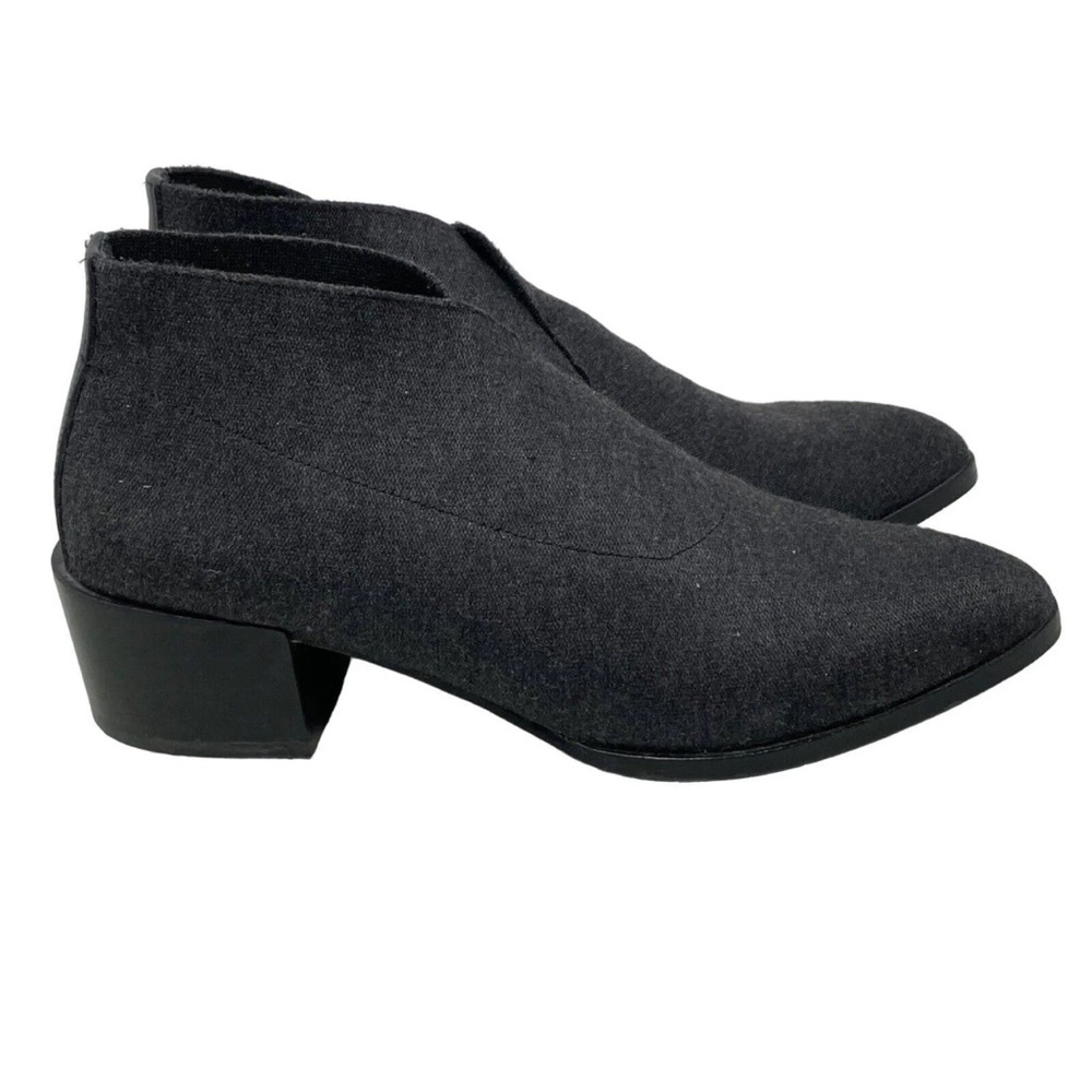 Donald Pliner Ankle Booties